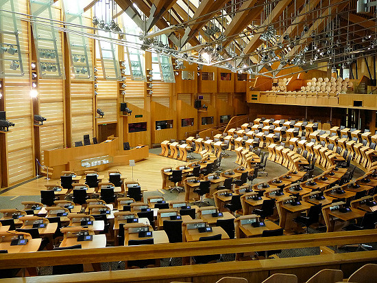 Sitzungssaal des Schottischen Parlaments