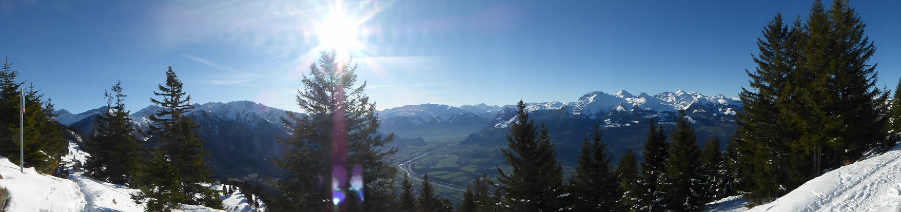 Panorama vom Färchaeck ins Rheintal